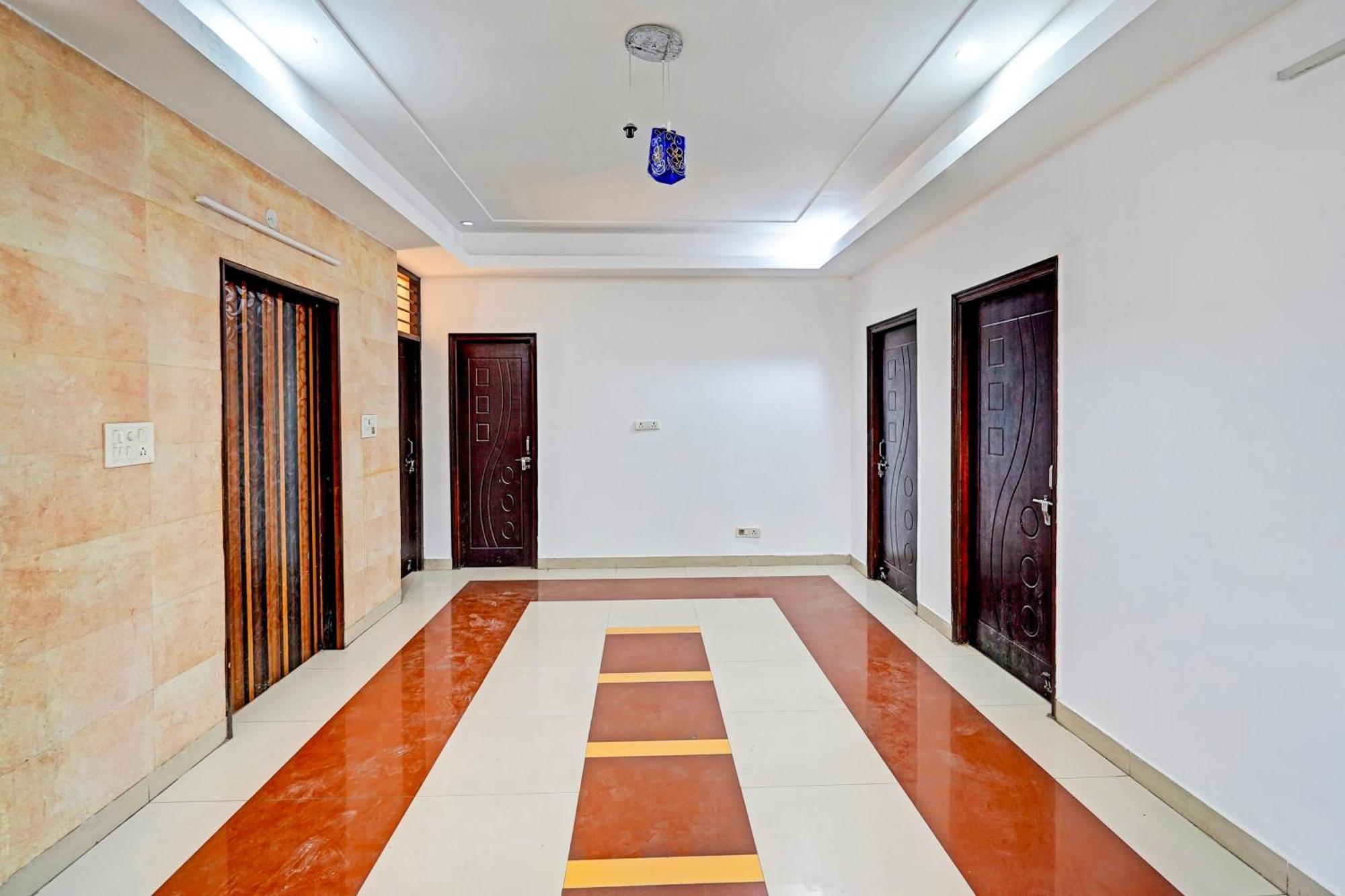 Super Hotel O Palm Dehradun Exterior photo